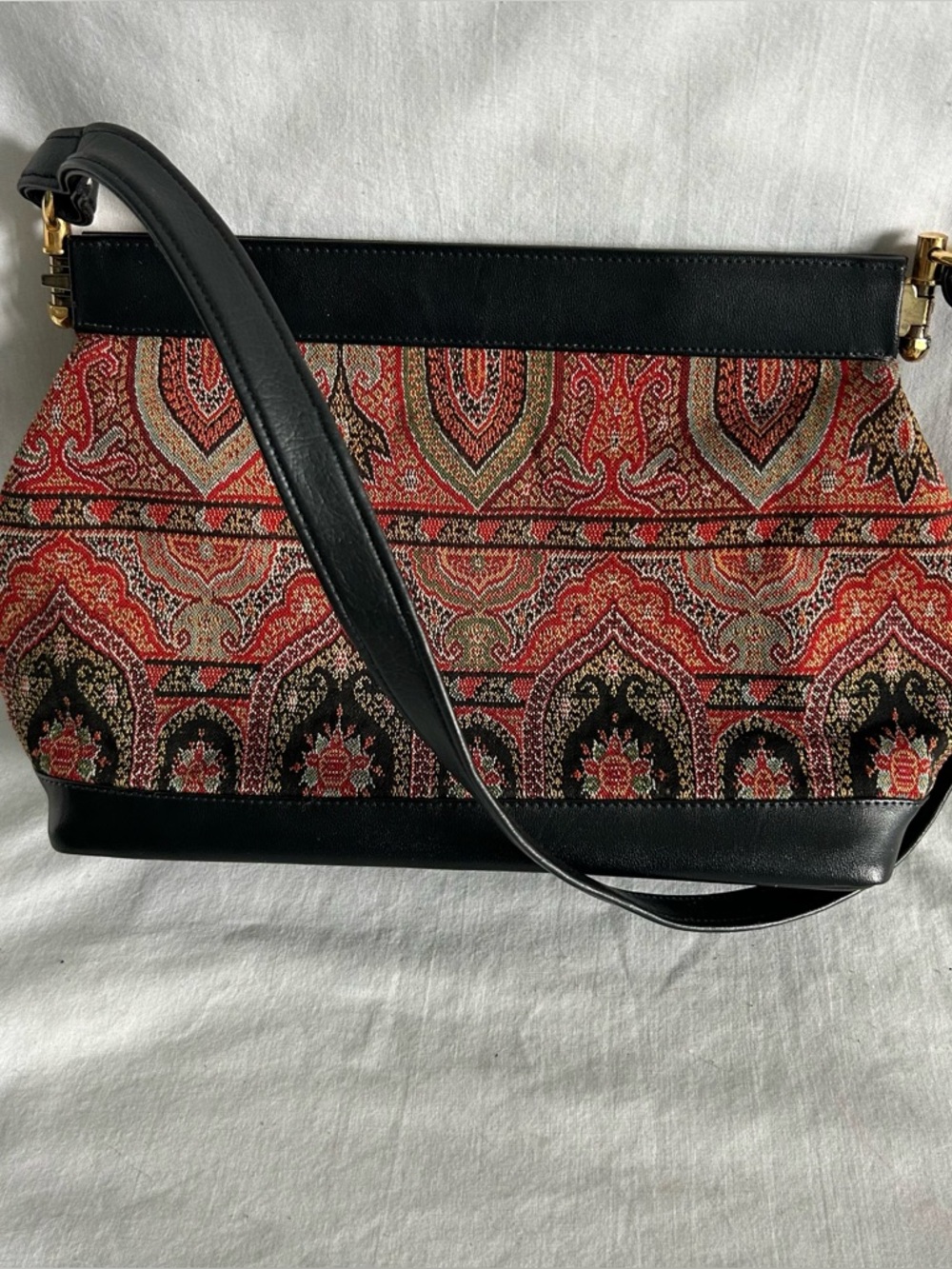 Vintage 1960s MARGARET SMITH Tapestry Print Handbag Made in Gardiner, Maine